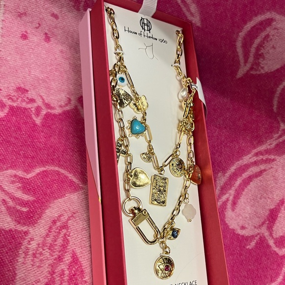 NWT ⚜️💖⚜️ House of Harlow 1960 golden tone charm necklace - Picture 4 of 11